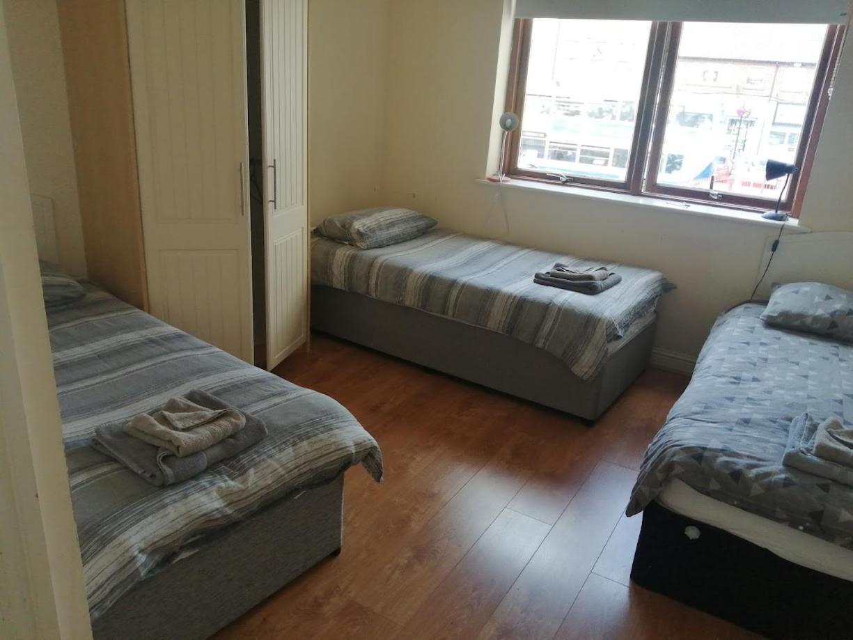 2 Bedroom, 2 Bathroom Apartment Dublin Eksteriør bilde